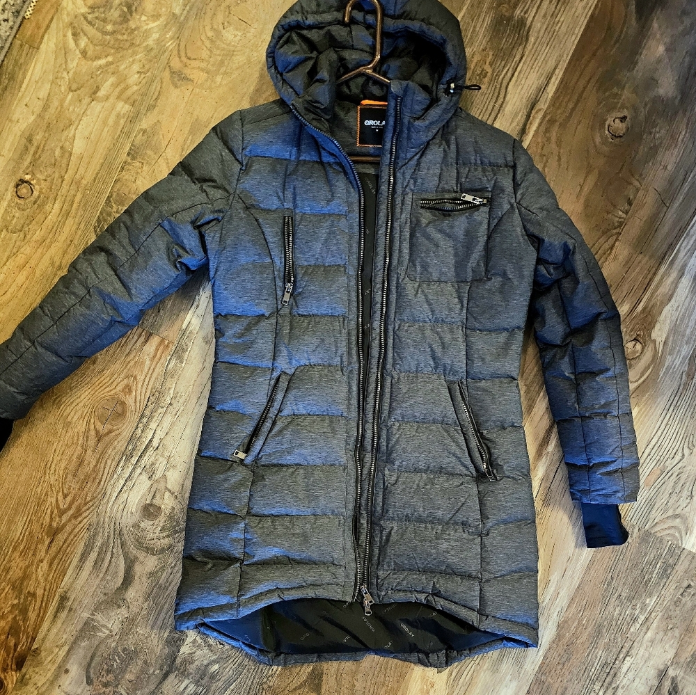 Women's (M) ORLAY Charcoal Puffer Jacket